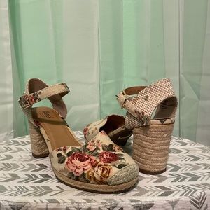 Beautiful Bass Floral Heels